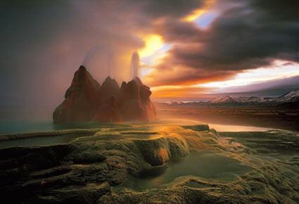 نبع Fly Geyser  عجيبة طبيعية إستثنائية